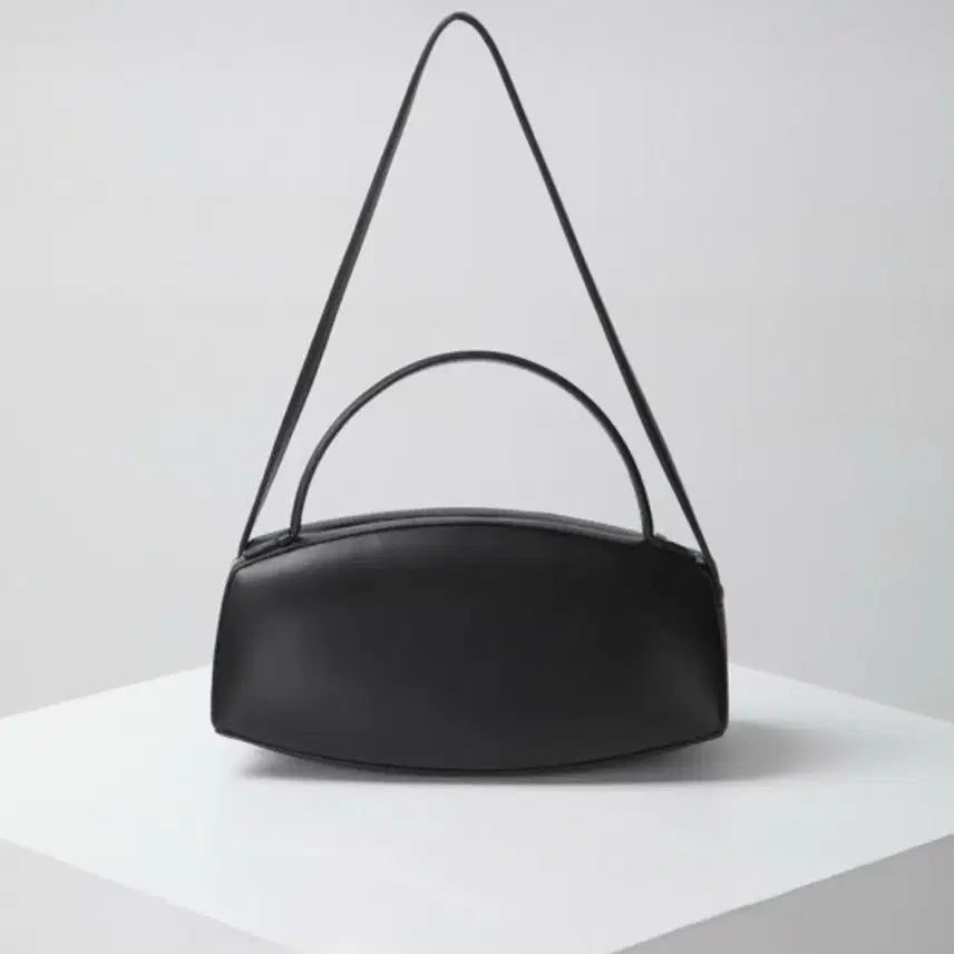 [BUNJANG] Arkhe Appke Shell Tote Bag / 아카이브앱크 쉘토트백 Shell tote bag