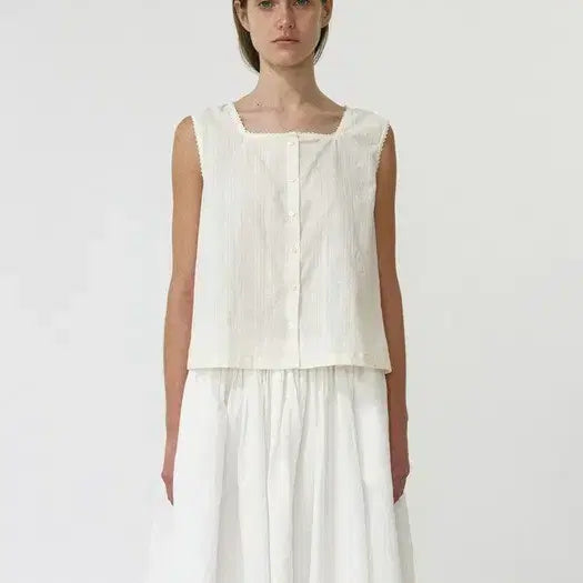 [BUNJANG] Noting Liten Lace Linen Sleeveless Top (Ivory) / 낫띵리튼 슬리브리스 블라우스 Lace linen sleeveless top (Ivory)