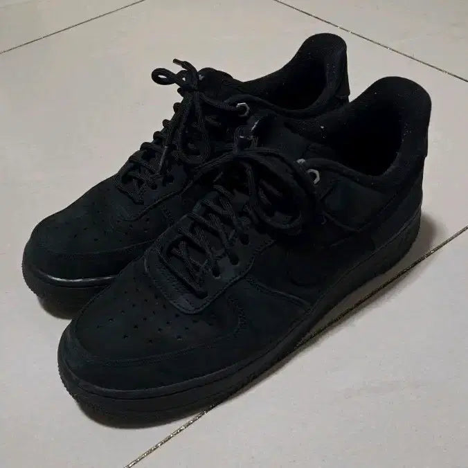 [BUNJANG] Nike Air Force 1 '07 WB Black Suede Sneakers / (265) 나이키 에어포스 1 '07 WB 블랙