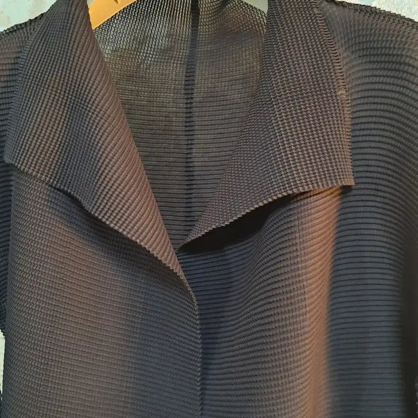 [BUNJANG] Issey Miyake ME Pleats Cardigan - Brown Tone (Size 44-77) / 정품 이세이미야케  me. 플리츠가디건(S급)