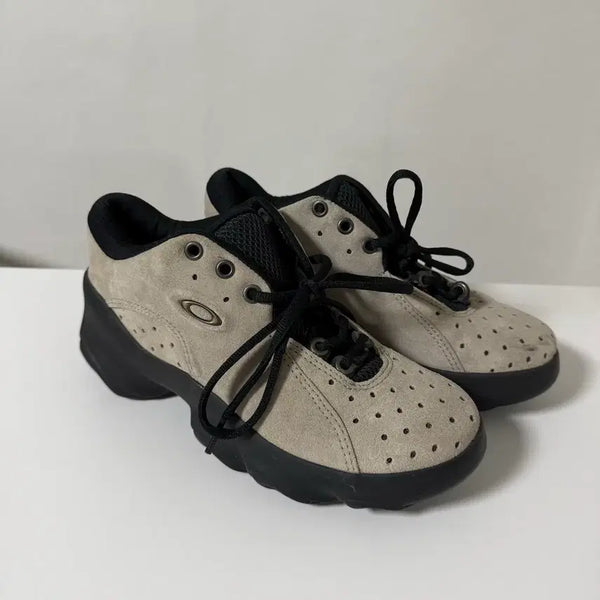 [BUNJANG] Oakley shoethree Beige/Black Sneakers / 오클리 shoethree 240