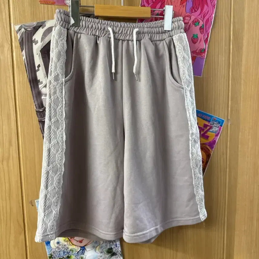 [BUNJANG] Lace Bermuda Shorts / 레이스 버뮤다 팬츠