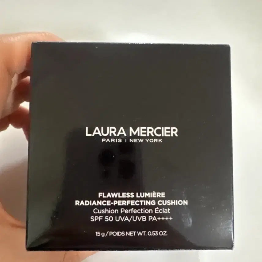 [BUNJANG] Laura Mercier Flawless Lumière Perfecting Cushion Foundation 1N1 / 로라메르시에 플로리스 뤼미에르 퍼펙팅 쿠션 1N1