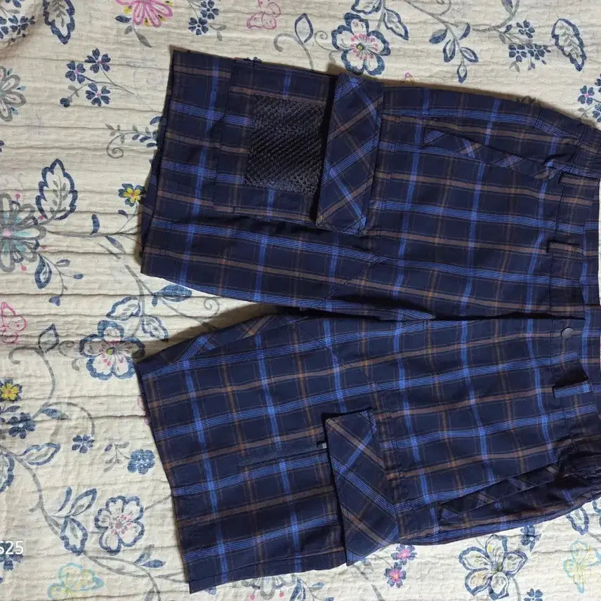 [BUNJANG] Westwood Check Cargo Shorts / 웨스트우드 체크 카고 반바지 35