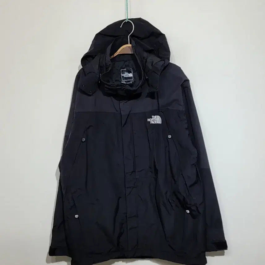 [BUNJANG] The North Face Gore-Tex Jacket Black / (XL) 노스페이스 고어텍스 자켓 블랙 등산복 바람막이 후드점퍼
