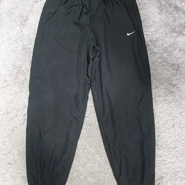 [BUNJANG] Nike Mid-Rise Woven Jogger Pants Black / 나이키 바지 미드라이즈 우븐 조거 팬츠 블랙 L