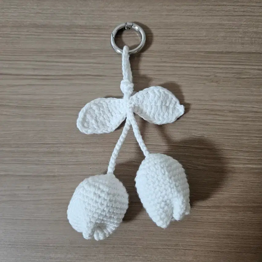 [BUNJANG] Handmade Tulip Keychain - White / [새상품] 핸드메이드 튤립 키링 화이트