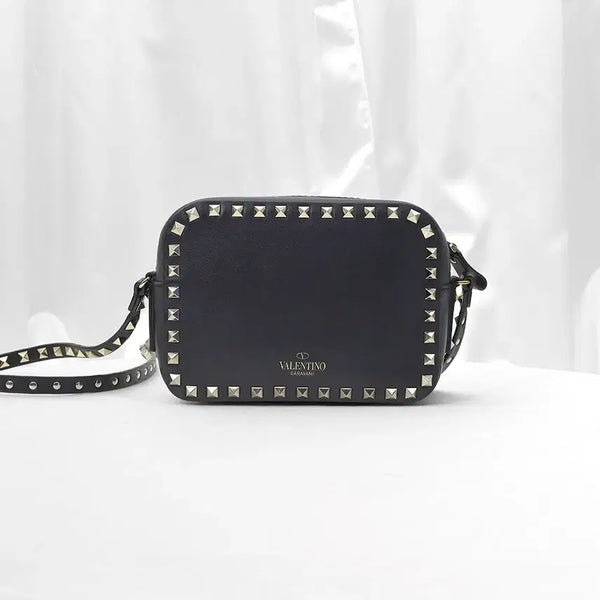 [BUNJANG] Valentino Black Calfskin Rockstud Small Camera Crossbody Bag NW1B0809VSF / 발렌티노 NW1B0809VSF 블랙 카프스킨 락스터드 스몰 카메라 크로스백