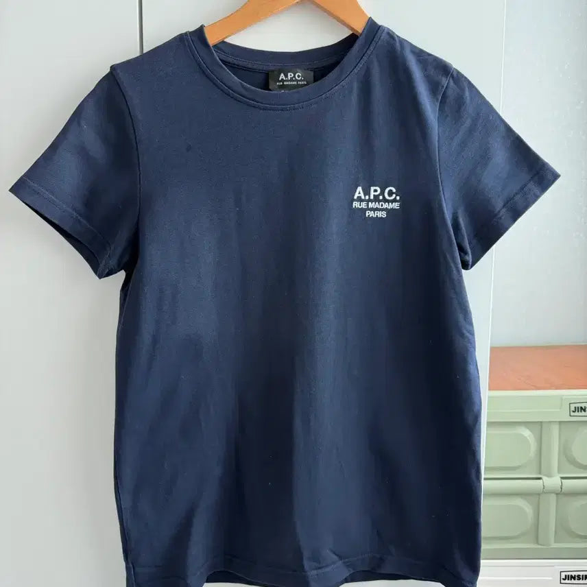[BUNJANG] A.P.C. Women's Denise Logo Short-Sleeve T-Shirt Dark Navy M / 아페쎄 여성 데니스 로고 반소매티셔츠 다크네이비 M