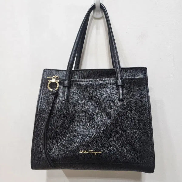 [BUNJANG] Salvatore Ferragamo Amy Shoulder Bag Black Calfskin / 페레가모 에이미 숄더백 블랙