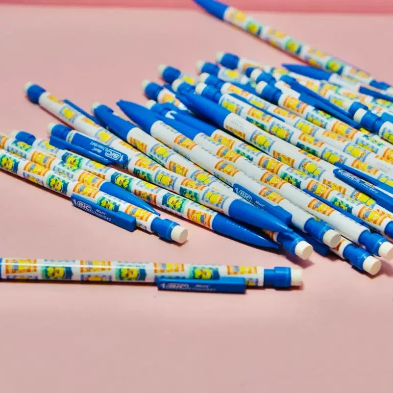 [BUNJANG] Bic Minions Ballpoint Pen Set, 0.7mm, 36 Count Bundle / bic 미니언즈 샤프 0.7mm 새제품 36개 일괄 세트
