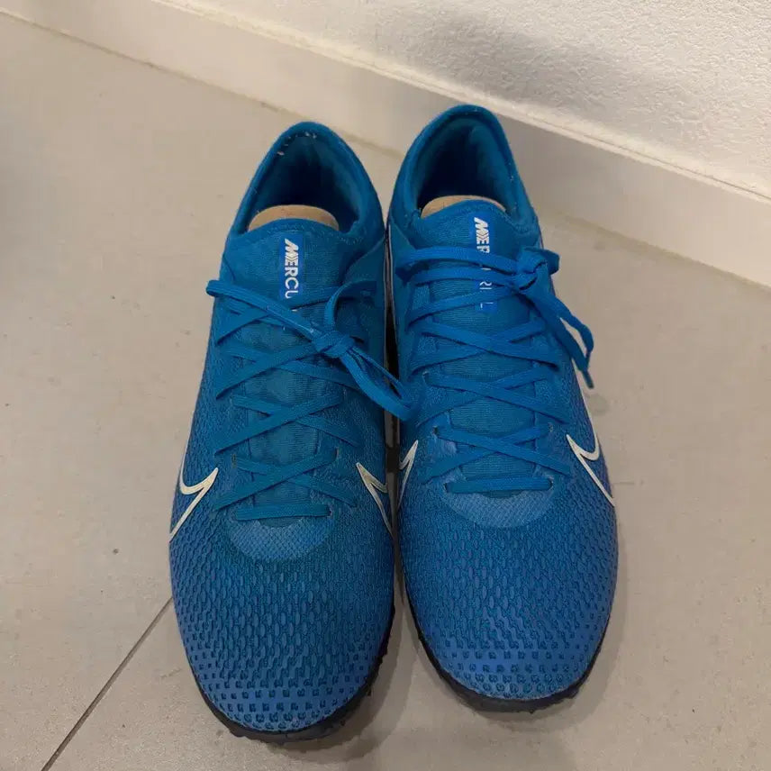 [BUNJANG] Nike Mercurial Vapor 13 Pro TF Soccer Cleats / 나이키 머큐리얼 베이퍼 13 프로 TF  * 품번: AT8004-414 * 색상: Blue Hero / White / Obsidian * 등급: Pro * 용도: TF(인조잔디/풋