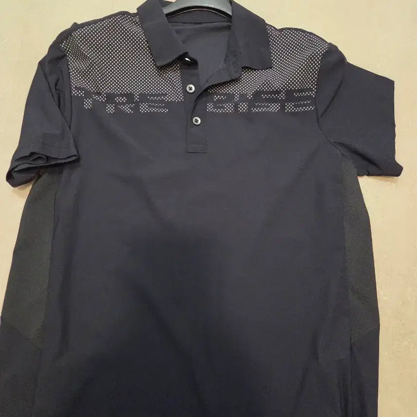 [BUNJANG] Triviz Golf Short Sleeve T-Shirt Size 95 / 트리비즈 골프 반팔 티셔츠 95