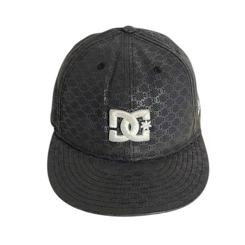 [BUNJANG] New Era x DC All Over Monogram Cap / NEWERA) 빈티지 뉴에라 x DC 올오버 모노그램 캡