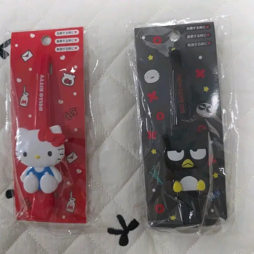 [BUNJANG] Hello Kitty & Badtz-Maru Clips Set / 헬로키티 배드바츠마루 집게  개당가격
