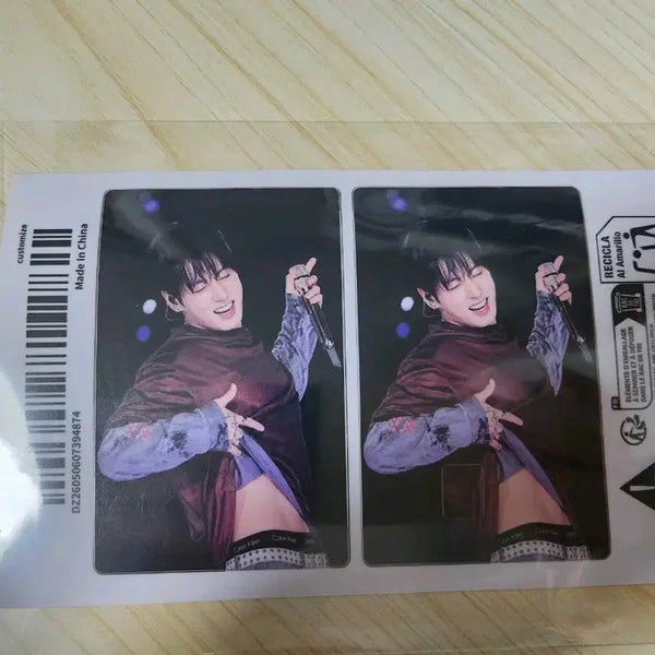 [BUNJANG] BTS Jungkook Card Sticker Set (Chip Cut / Non-Chip Cut) / 방탄소년단 정국 카드스티커 2매(1장_칩컷팅/1장_칩미컷팅)