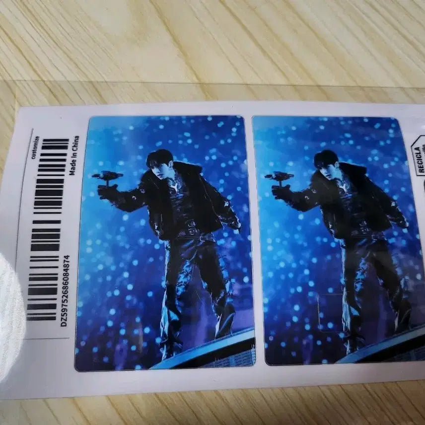 [BUNJANG] BTS Jungkook Card Sticker Set (Chip Cut / Non-Chip Cut) / 방탄소년단 정국 카드스티커 2매(1장_칩컷팅/1장_칩미컷팅)
