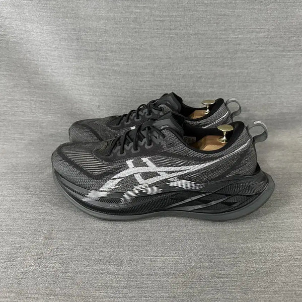 [BUNJANG] Asics Superblast 2 Running Shoes - Black/White (Men's 285mm) / 아식스 슈퍼블라스트2 블랙화이트 러닝화/남성(285mm)/s2020
