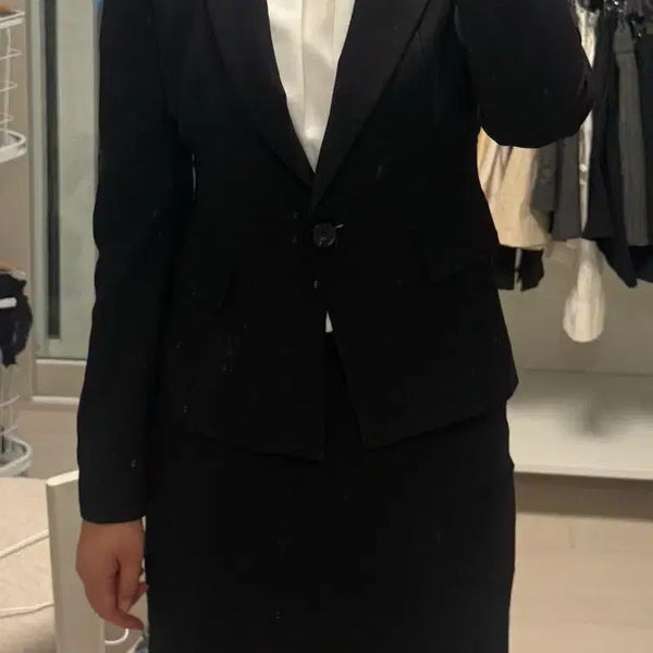 [BUNJANG] Kenneth Lady Black Suit Set & JJ Jicoat Blouse / 검정색 정장 세트