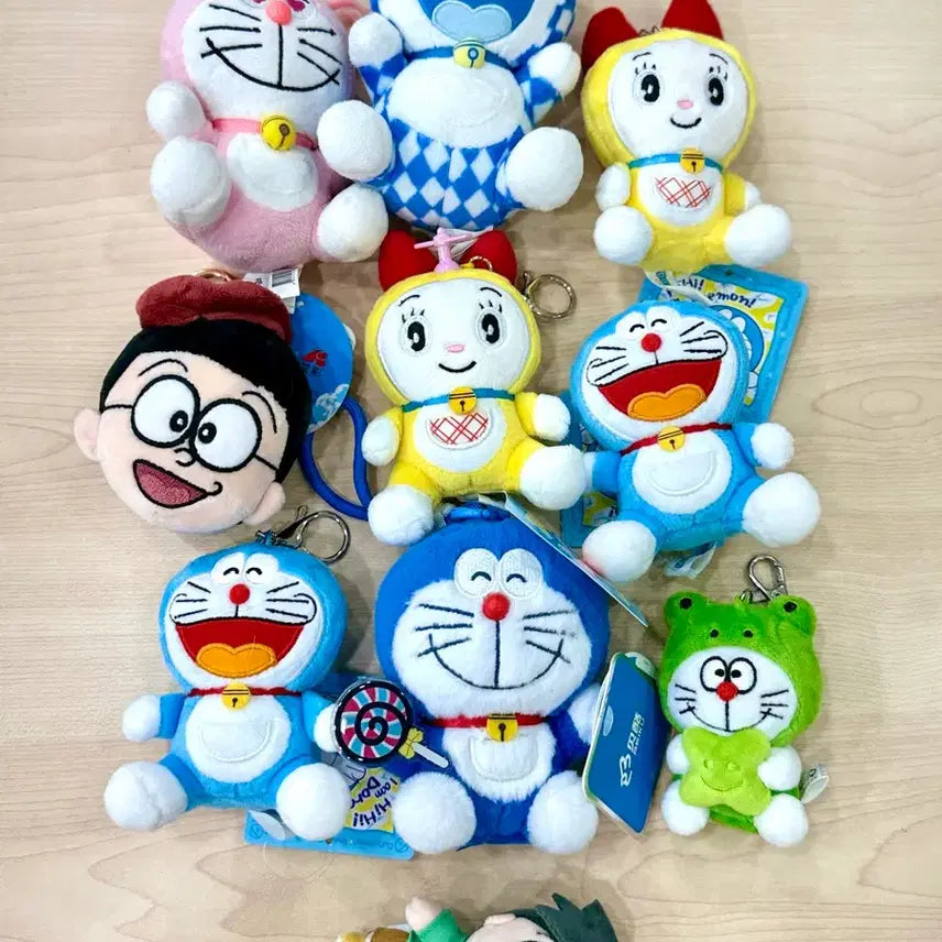 [BUNJANG] Doraemon & Friends Character Keyring Doll Bundle / Doraemon도라에몽라미진구인형뽑기열쇠가방고리키링인형(일괄