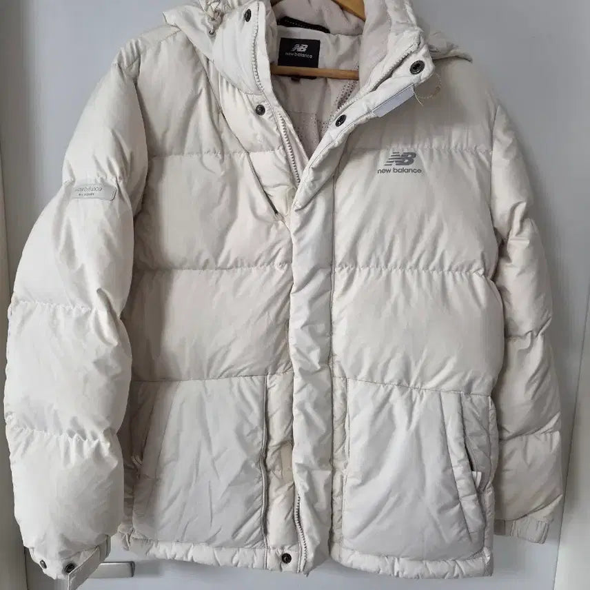 [BUNJANG] New Balance Goose Down Hooded Padded Jacket / 뉴발란스 구스다운 후드 중량 패딩