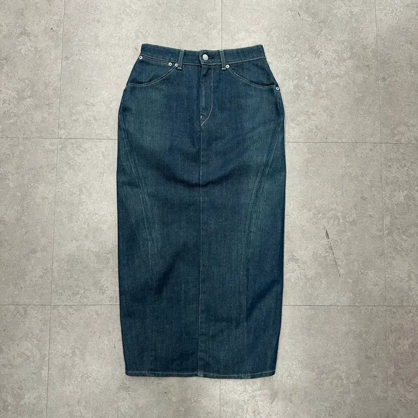 [BUNJANG] Levi's Engineered Denim Long Skirt Size 28 / 28 리바이스 엔지니어드 여자 데님 롱 스커트