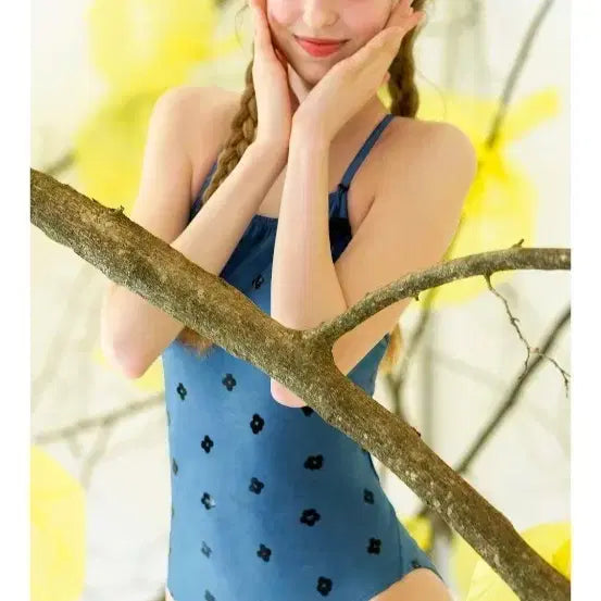 [BUNJANG] HUHU Swimsuit Size 30 / 후그수영복