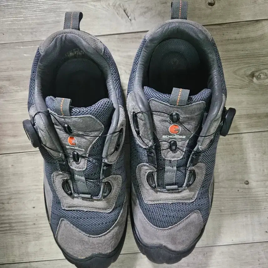 [BUNJANG] ECORUBA Trekking Shoes Size 260 / 에코로바 트레킹화 260