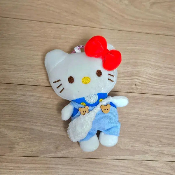 [BUNJANG] Sanrio Hello Kitty Overalls Plush Keychain / 산리오 헬로 키티 멜빵 인형 키링