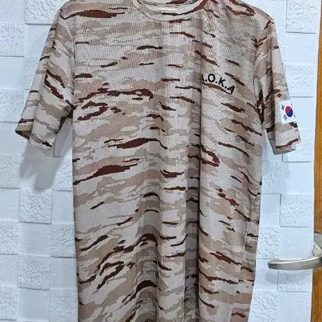 [BUNJANG] (G)I-DLE Roka Camo Functional Short-Sleeve T-Shirt XL / (G)로카 카모 기능 반팔티 XL