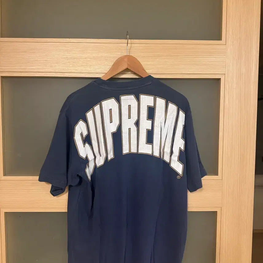 [BUNJANG] Supreme Back Logo Short Sleeve T-Shirt Navy L / 슈프림 백로고 반팔 L사이즈