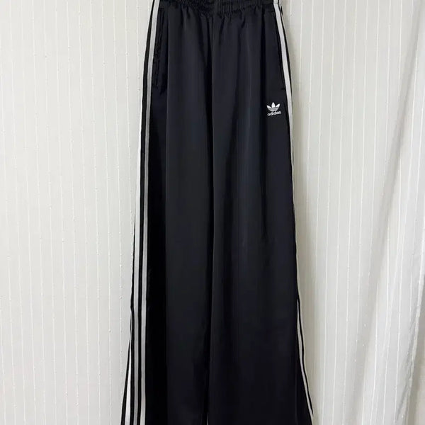 [BUNJANG] Adidas Satin Wide Leg Track Pants / 아디다스 새틴 와이드 레그 트랙팬츠