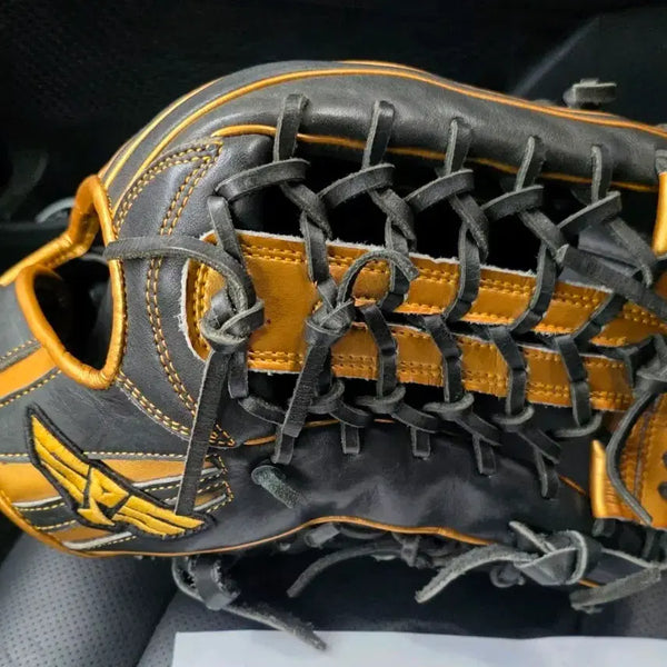 [BUNJANG] SPS Josuhaeng Replica 13-inch Outfield Glove / sps 조수행 레플레카 13인치 외야