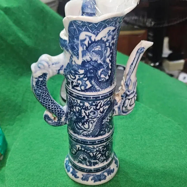 [BUNJANG] Antique Large Blue-and-White Porcelain Dragon Ewer and Inkstone / 엔틱 대형 청화백자 용무늬 주전자 겸 연적 (소장용/인테리어)