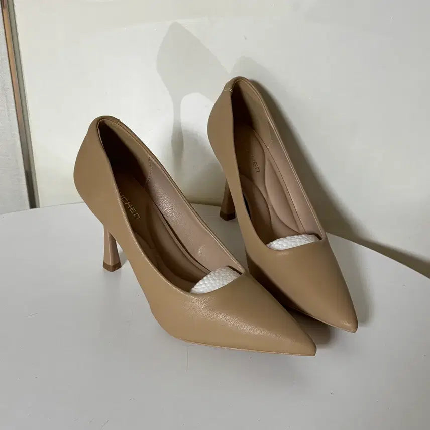 [BUNJANG] Beige Leather High Heel Pumps Shoes (235 Size, 9cm Heel) / #새상품 235사이즈 9cm 베이지 가죽 하이힐 펌프스 구두