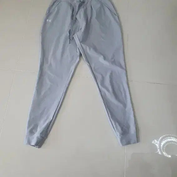 [BUNJANG] Under Armour Women's Jogger Pants Grey / 언더아머 트레이닝 바지 그레이 여성