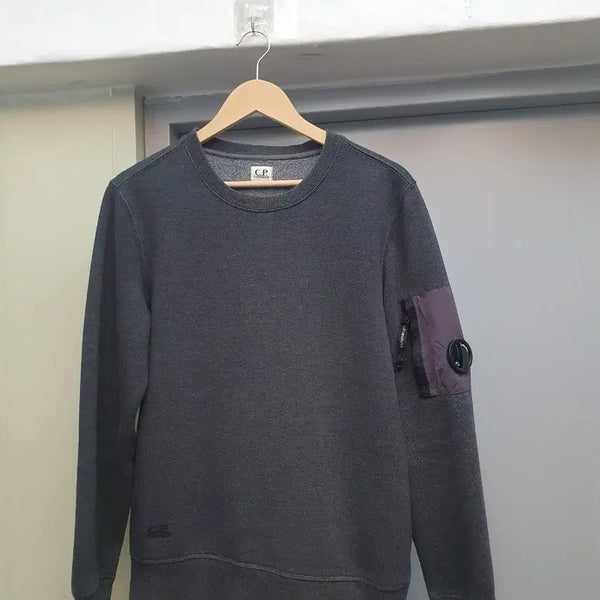 [BUNJANG] CP Company Fleece Sweatshirt Size 95 / CP컴퍼니 기모 맨투맨 95
