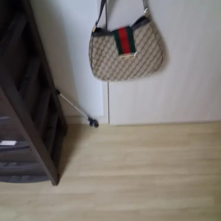 [BUNJANG] Gucci Three-Stripe Tote Bag / 구찌삼선토드백