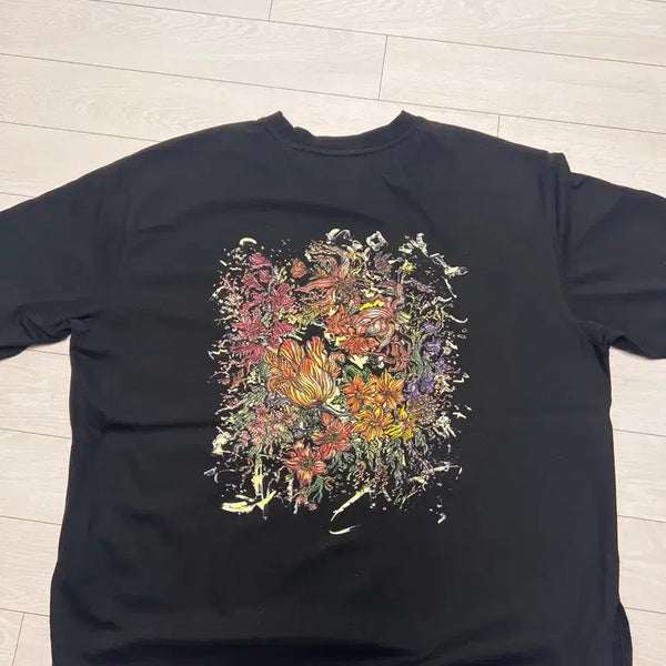 [BUNJANG] Songzio 26ss Floral Embroidery Short Sleeve T-Shirt Size 50 / 26ss 송지오 옴므 플로럴 자수 반팔 50