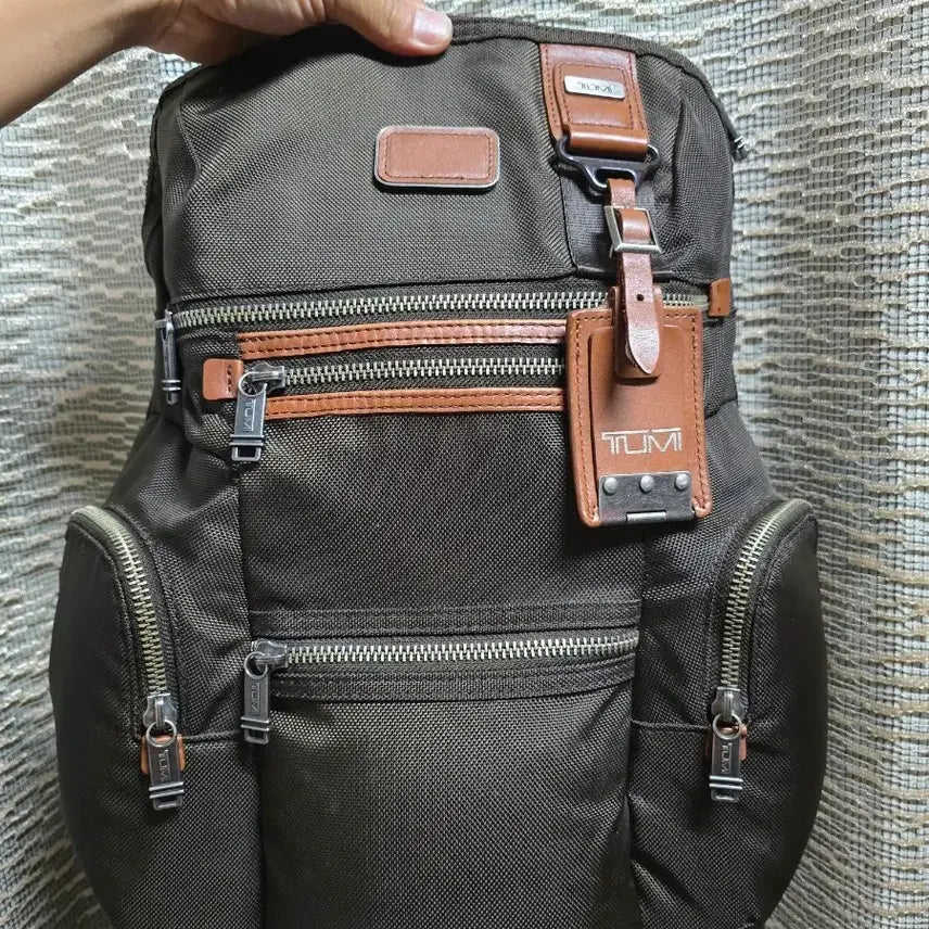 [BUNJANG] TUMI Nox Backpack Espresso Limited Edition 22681ESH / 투미(TUMI) 22681ESH 녹스(Nox) 백팩 에스프레소 한정판 판매합니다.