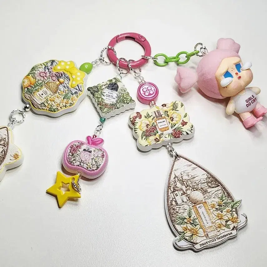 [BUNJANG] Crying Baby Handmade Bead Pen Charm / 울보 크라잉베이비 수제 키링 비즈 키링 핸드메이드 볼펜 볼꾸
