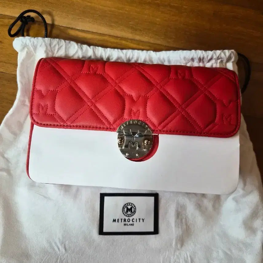 [BUNJANG] MCM Quilting Shoulder Bag / 메트로시티 퀼팅백