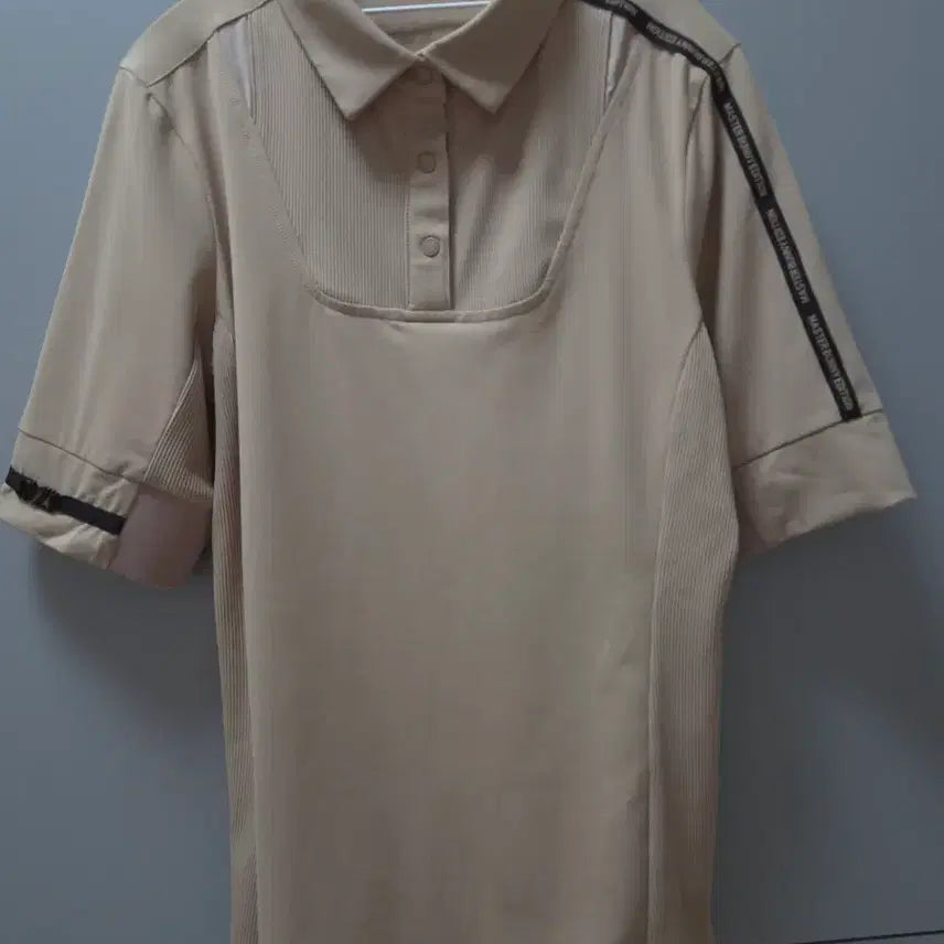 [BUNJANG] Master Bunny Edition Beige Women's Golf Wear / 여성골프 마스터바니 에디션 베이지