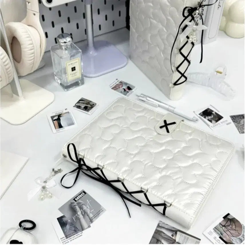 [BUNJANG] Balletcore A5 6-Ring Binder with Photocard Sleeves / 발레코어 A5 6공 포카 바인더 속지 포함