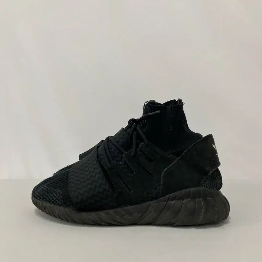 [BUNJANG] Adidas Primeknit Core Black Sneakers (265mm) / 78.아디다스 프라임니트 코어 블랙[265]