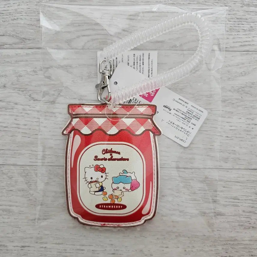 [BUNJANG] Chiikawa x Sanrio Collaboration Strawberry Jam Jar Keychain - Kitty & Hachiware (Japan Authentic, New) / 치이카와 산리오 콜라보 카드케이스 스프링 키링 일본 정품 새제품 키티 하치와레