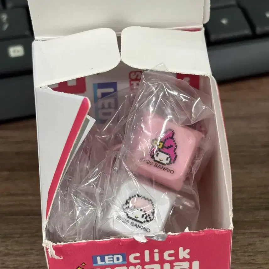[BUNJANG] Sanrio My Melody LED Keycap Keychain / 산리오 마이멜로디 LED 키캡 키링