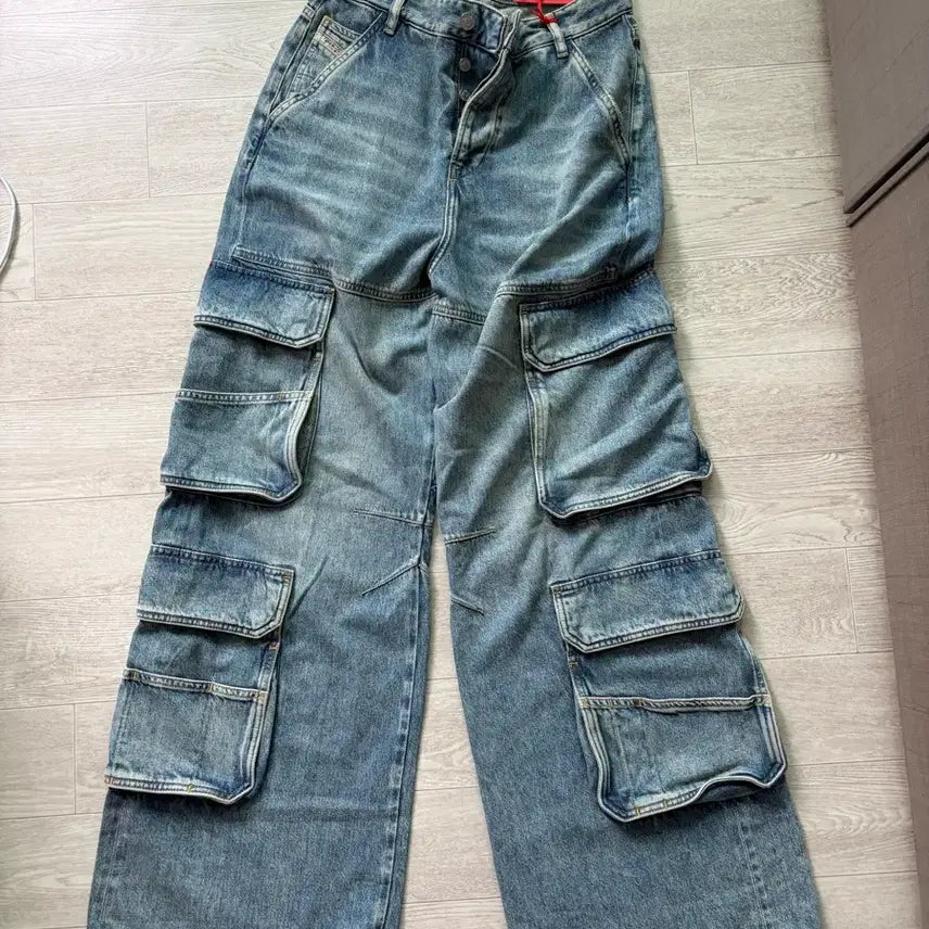 [BUNJANG] Diesel Denim Cargo Pants 26 Inch / 디젤 청바지 데님 팬츠 26인치 미사용