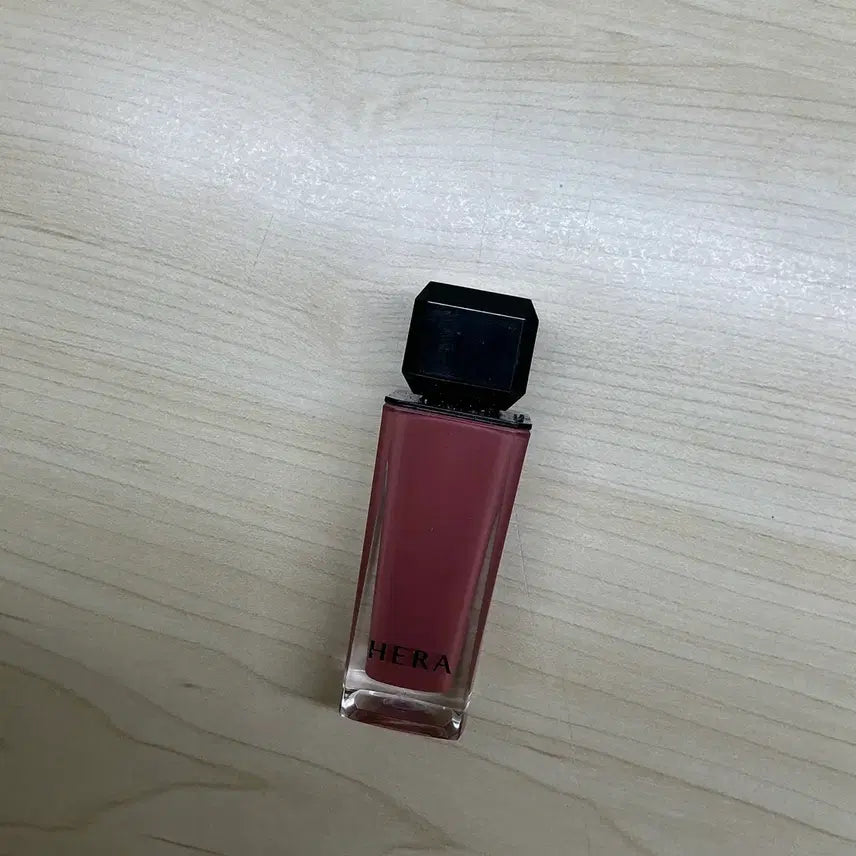 [BUNJANG] Hera Sensual Nude Gloss Honeyed / 헤라 센슈얼 누드 글로스 허니드