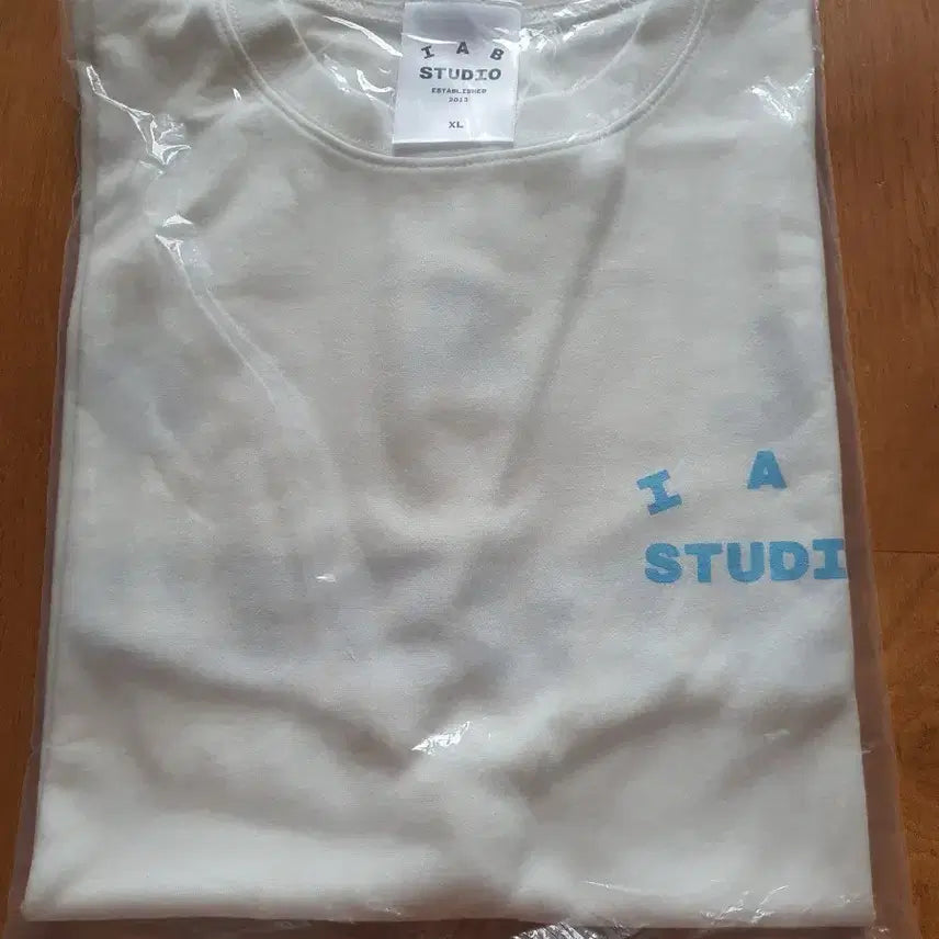 [BUNJANG] IAB STUDIO Short Sleeve T-Shirt White XL / IAB STUDIO 반팔티 화이트 XL